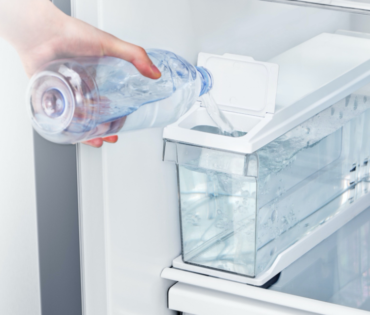 Hisense BCD-535W - Non Plumbed Watertank feature image - mobile