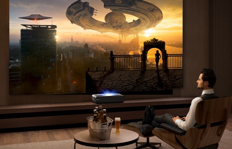 Hisense 120L5 - Crystal Clear but much bigger