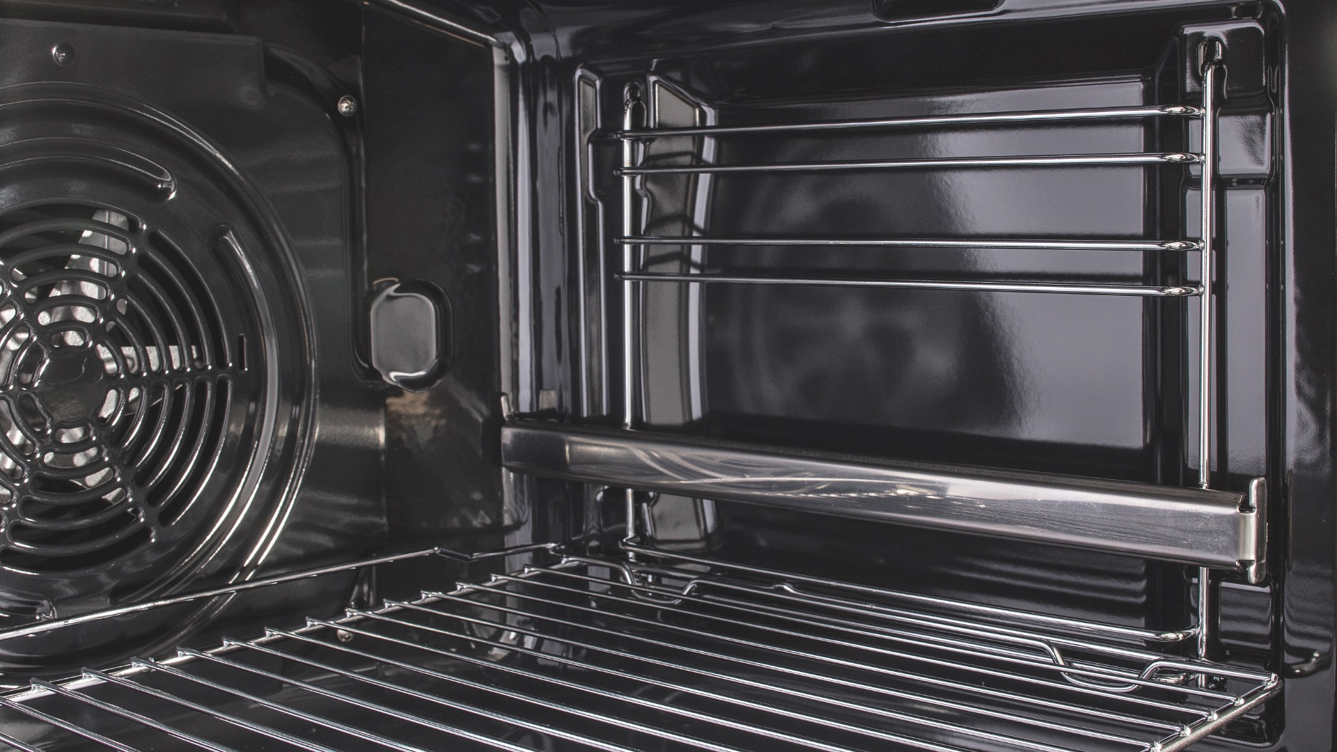 Hisense BI5228PBUK - Pyrolytic Self-clean feature image