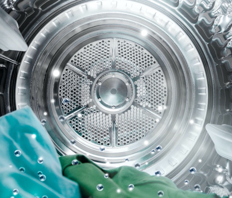 Hisense DHGA Ion Refresh feature image - mobile