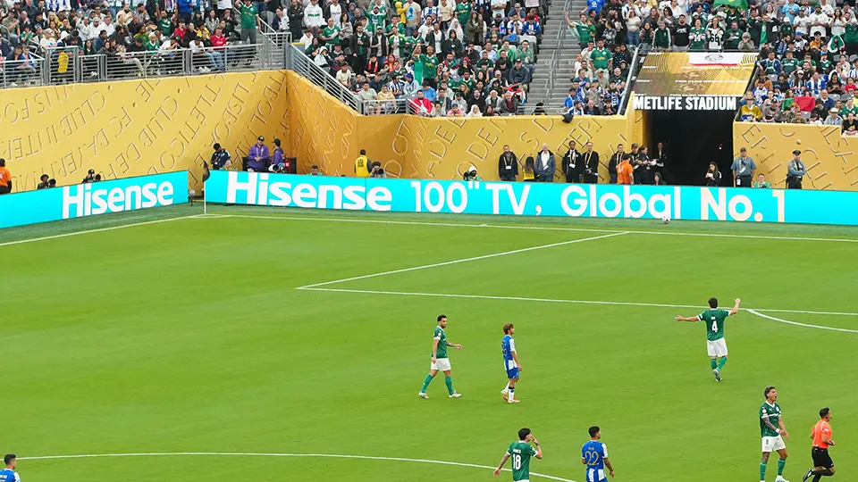 “HISENSE 100" TV, GLOBAL No.1”